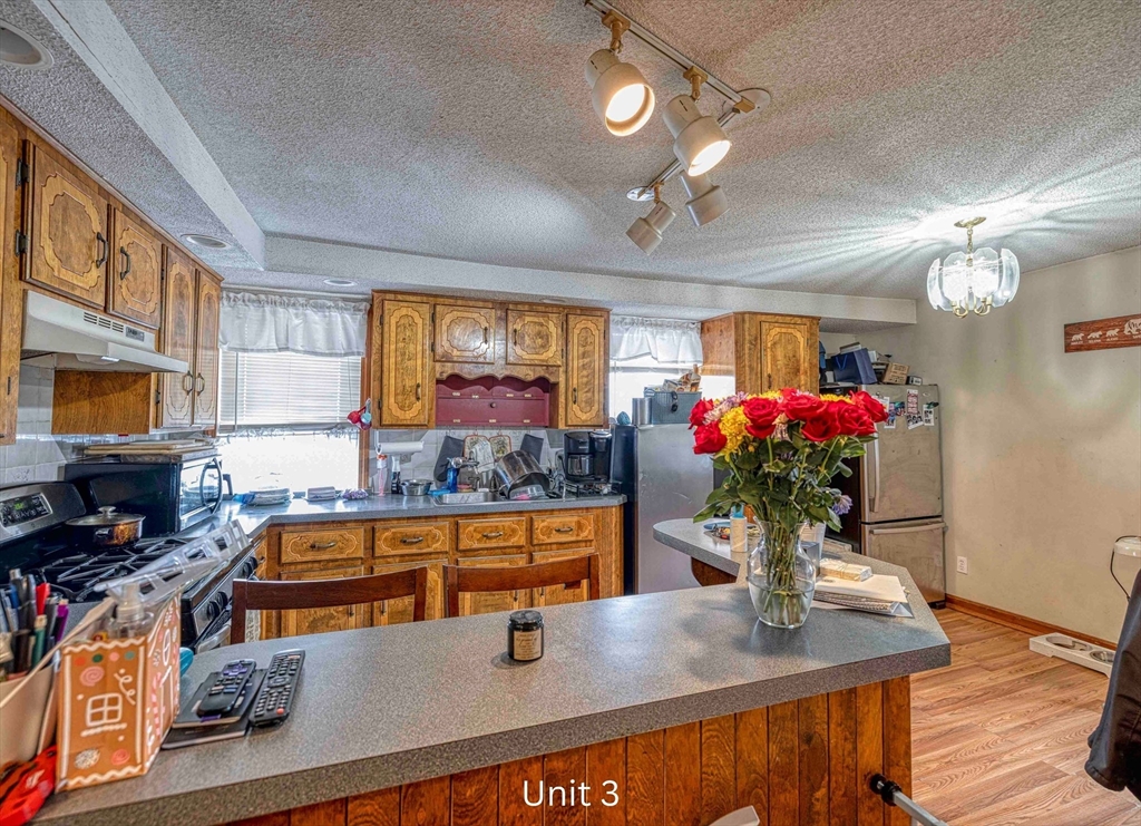 781 Eastern Avenue Fall River, MA 02723 - Photo 18 of 39