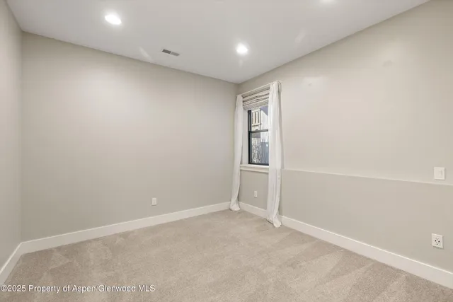 a view of empty room