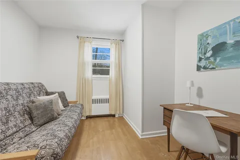 $1,097,000 | 32 Sherwood Drive, Larchmont, NY 10538