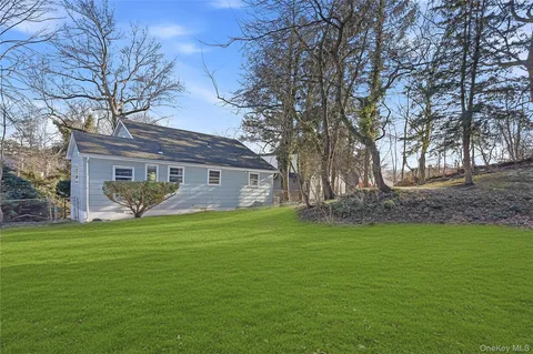 $1,097,000 | 32 Sherwood Drive, Larchmont, NY 10538