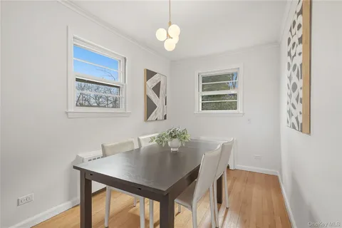 $1,097,000 | 32 Sherwood Drive, Larchmont, NY 10538