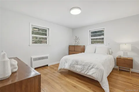 $1,097,000 | 32 Sherwood Drive, Larchmont, NY 10538