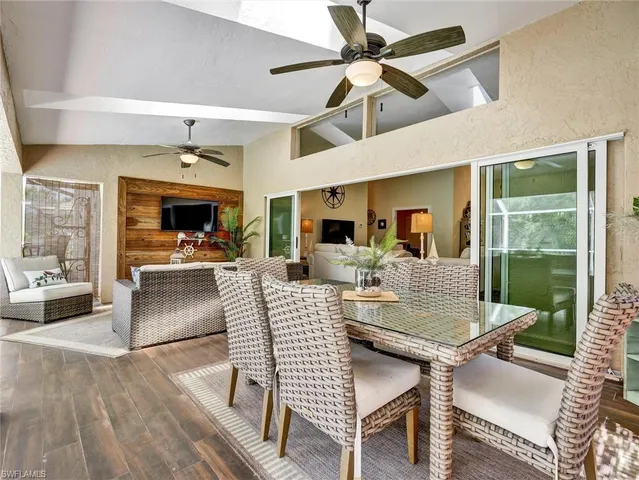 $779,000 | 421 Countryside Drive, Naples, FL 34104