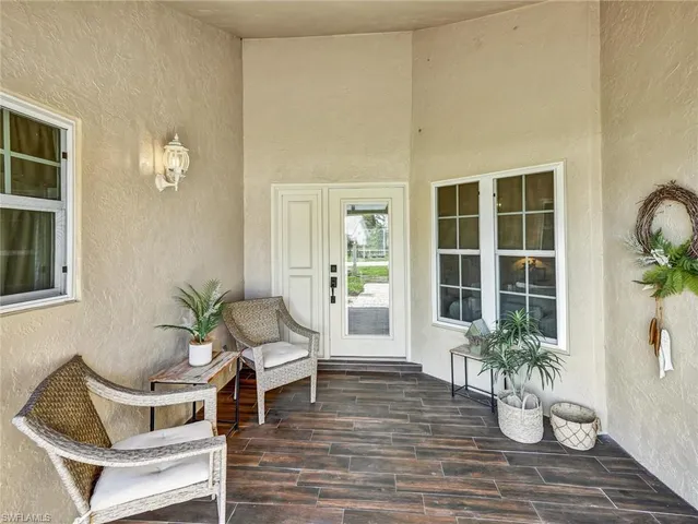 $779,000 | 421 Countryside Drive, Naples, FL 34104