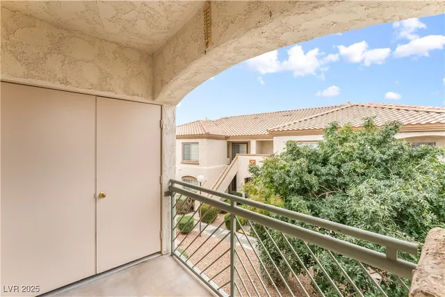$250,000 | 5112 Harvest Time Street, Unit 201, Las Vegas, NV 89130