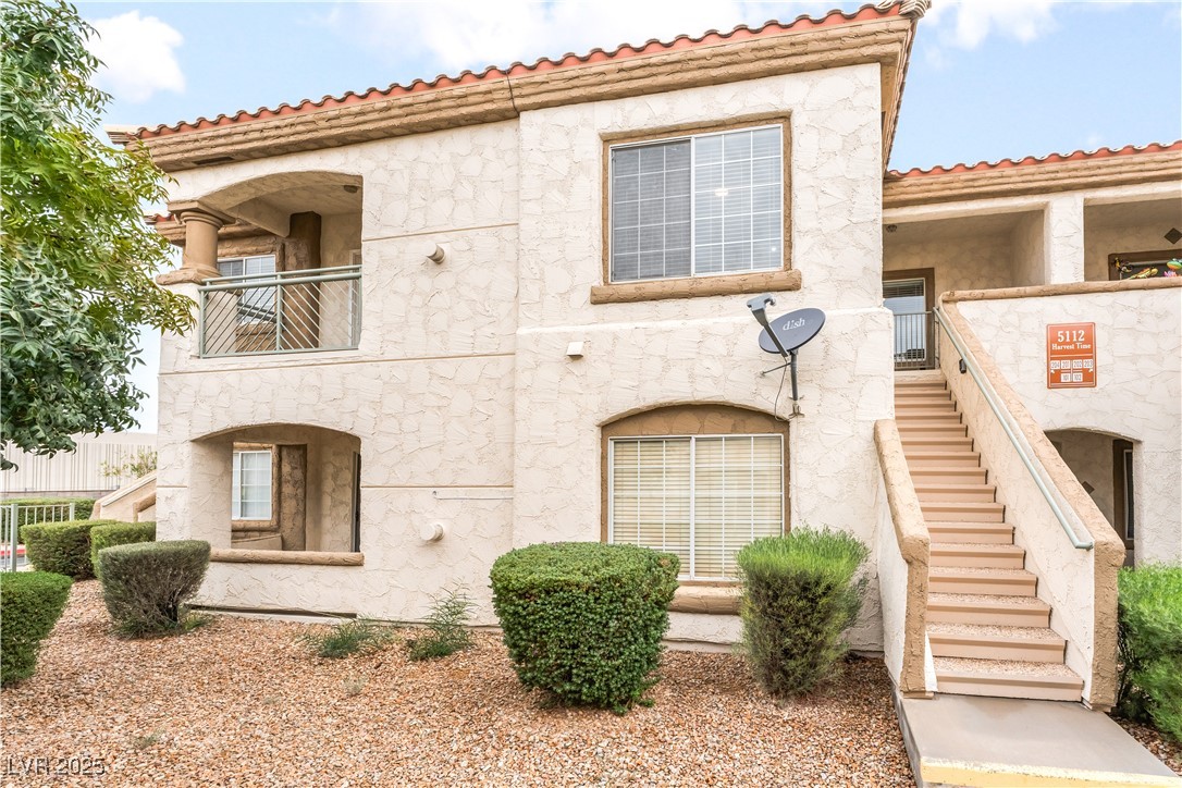 5112 Harvest Time Street, Unit 201 Las Vegas, NV 89130 - Photo 4 of 34