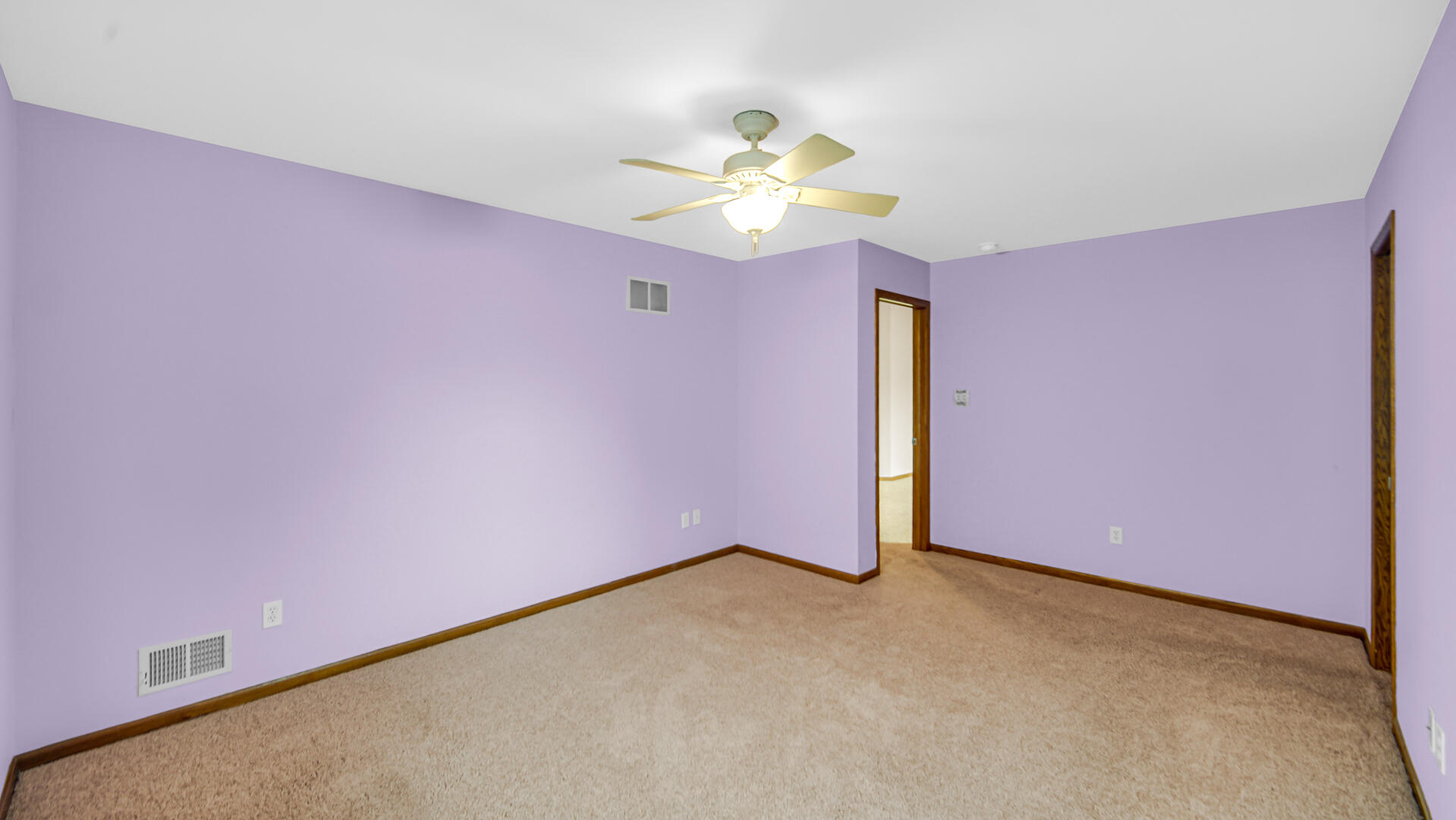 2635 43rd Street Highland, IN 46322 - Photo 11 of 24 a view of an empty room