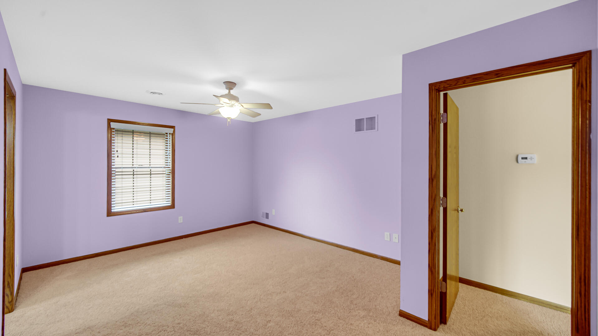 2635 43rd Street Highland, IN 46322 - Photo 12 of 24 an empty room with windows and closet