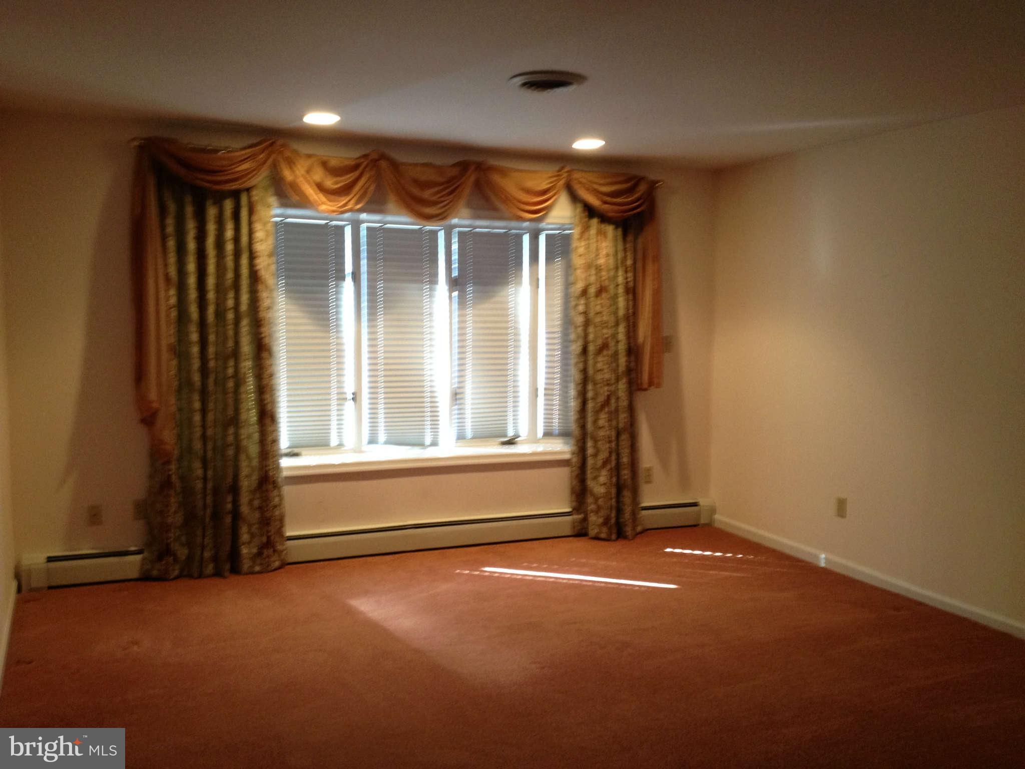 19636 Spring Creek Road Hagerstown, MD 21742 - Photo 13 of 19 Bedroom (Master)