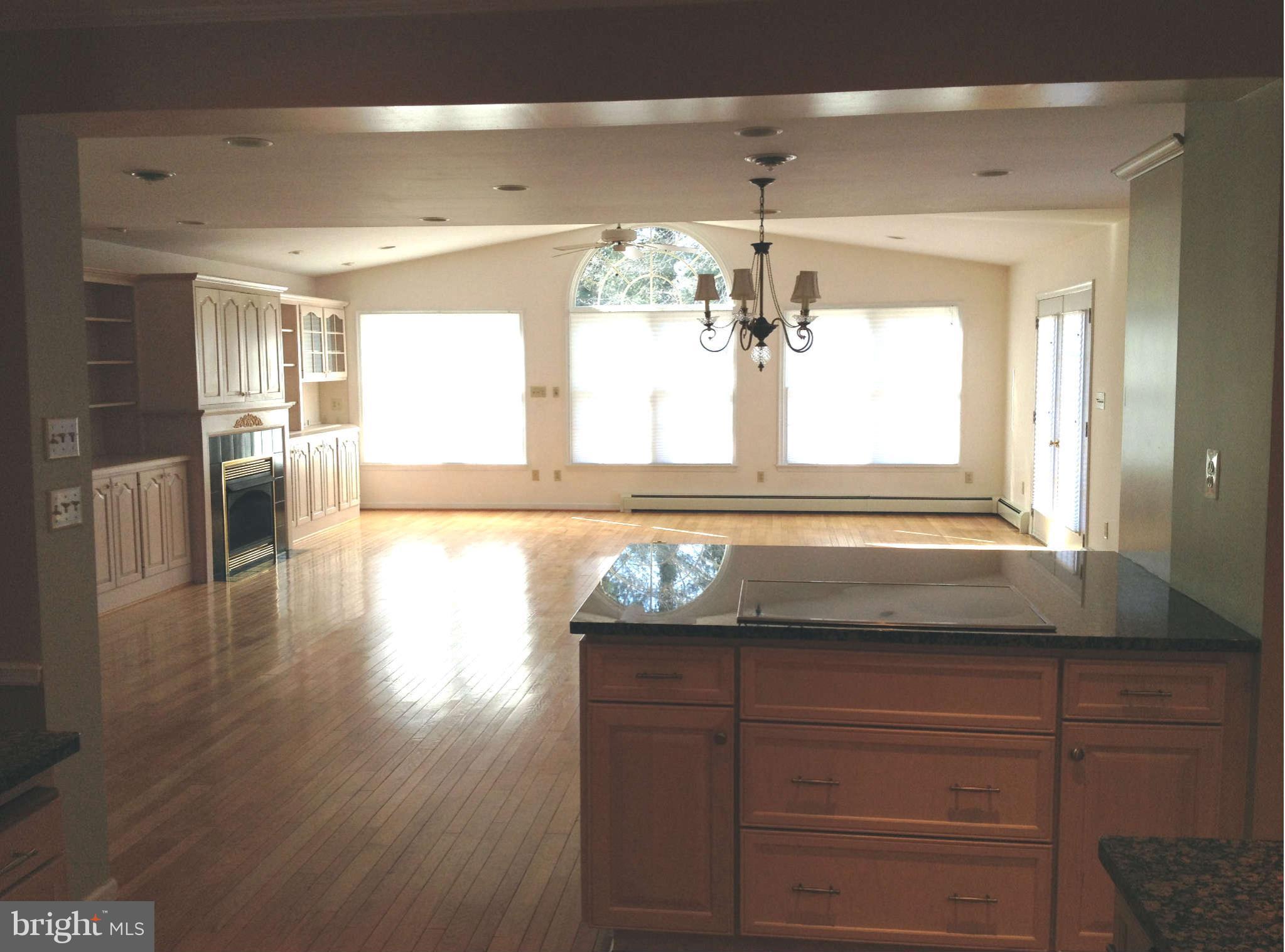 19636 Spring Creek Road Hagerstown, MD 21742 - Photo 5 of 19 Great Room