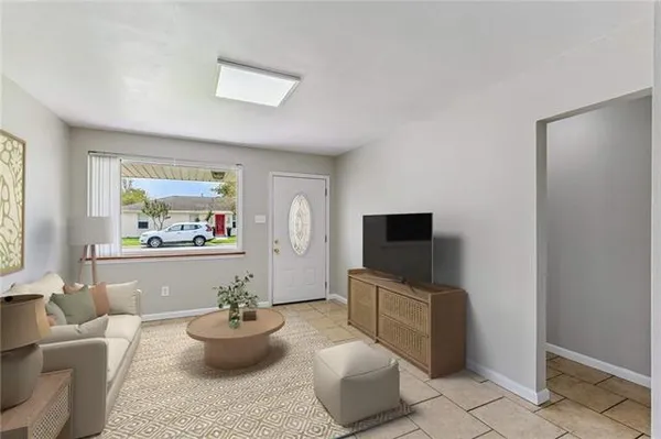$200,000 | 7525 Asteroid Drive, Violet, LA 70092