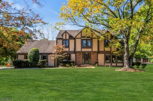 $825,000 | 1053 Hillcrest Drive, Neshanic Station, NJ 08853