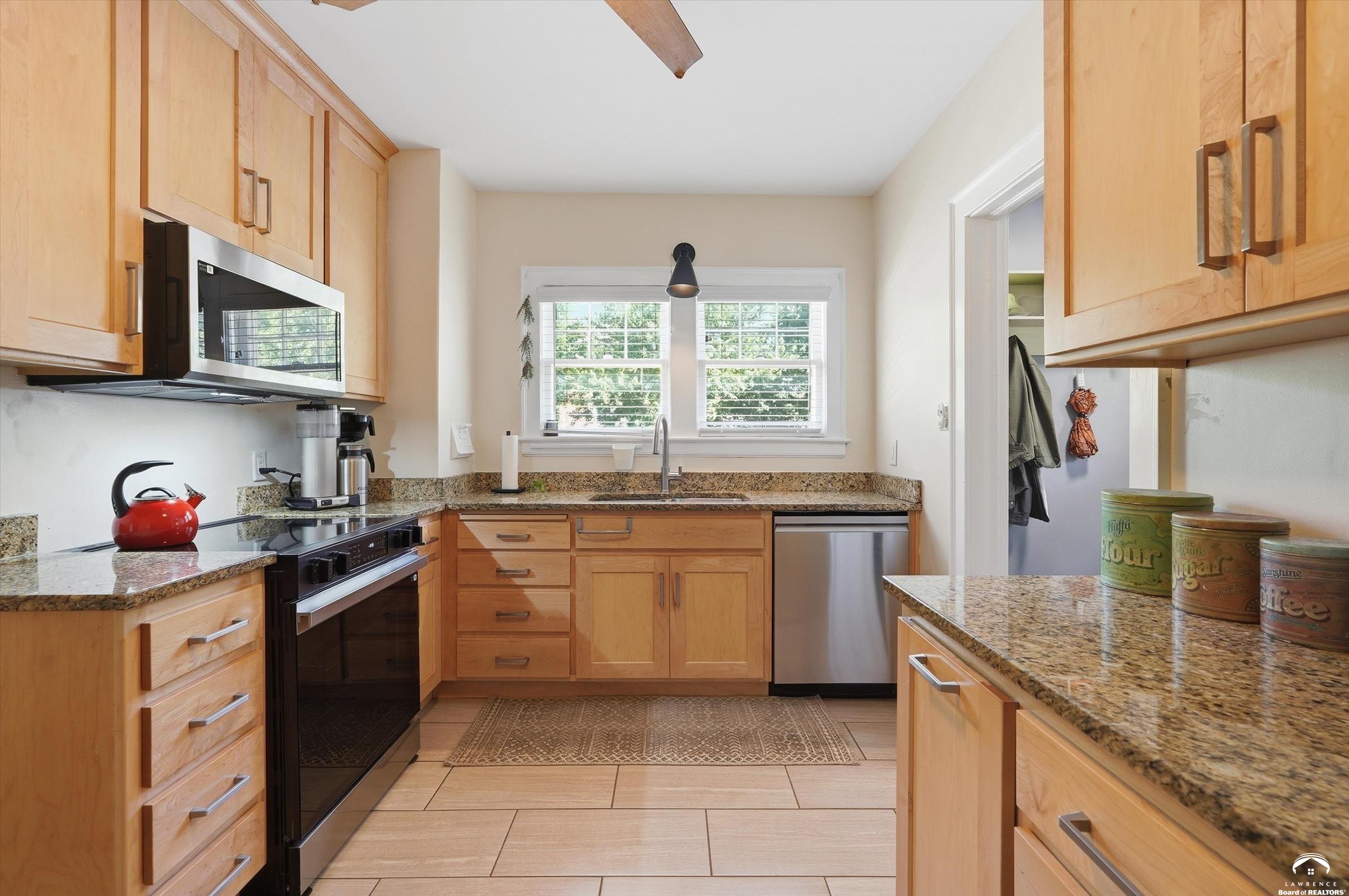 1600 Southwest Jewell Avenue Topeka, KS 66604 - Photo 17 of 51