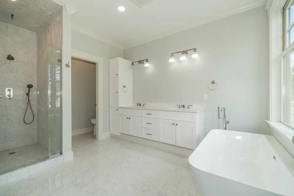 10 Whitehall Circle Beverly, MA 01915 - Photo 13 of 24