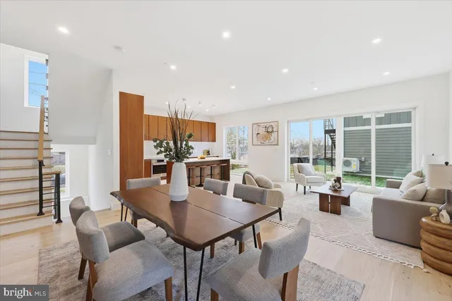 $1,550,000 | 1237 Franklin Street Northeast, Washington, DC 20017