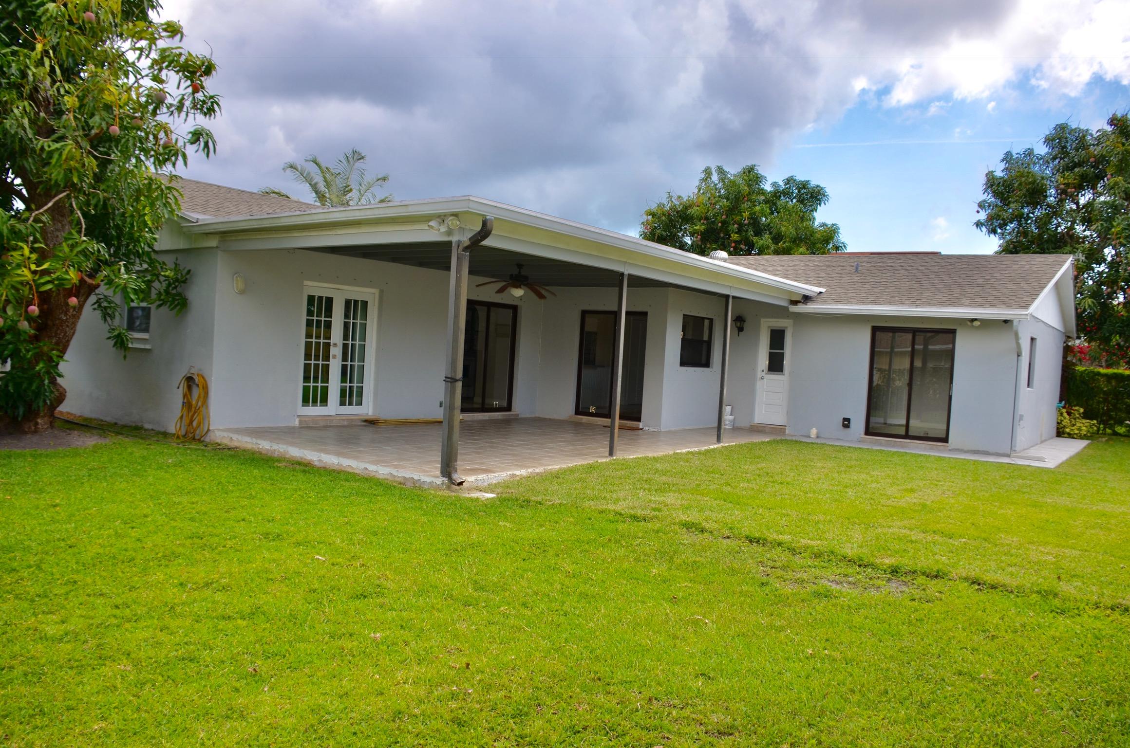 1900 Travis Road Lake Clarke Shores, FL 33406 - Photo 50 of 57 309D571E-FD9F-40B0-A065-938843D712BA