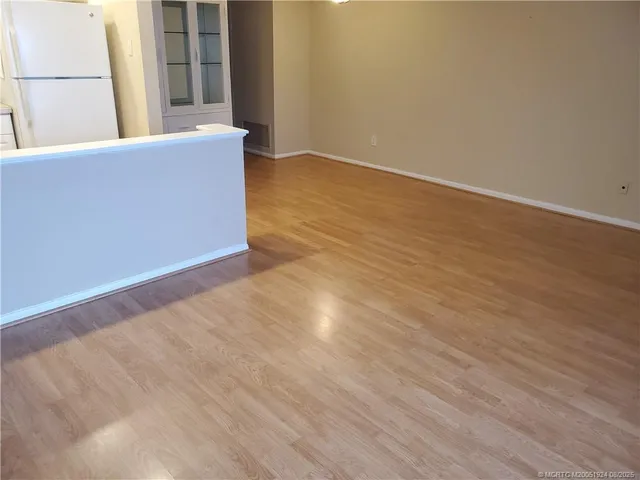 $124,900 | 2929 Southeast Ocean Boulevard, Unit 1287, Stuart, FL 34996