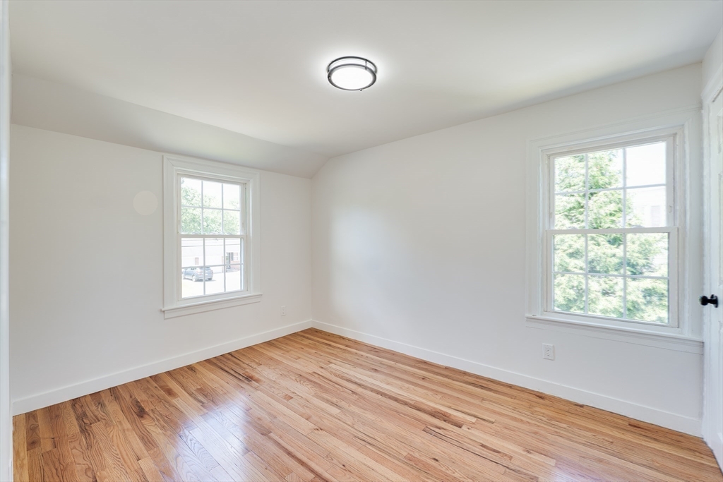 1386 Piper Road West Springfield, MA 01089 - Photo 27 of 39