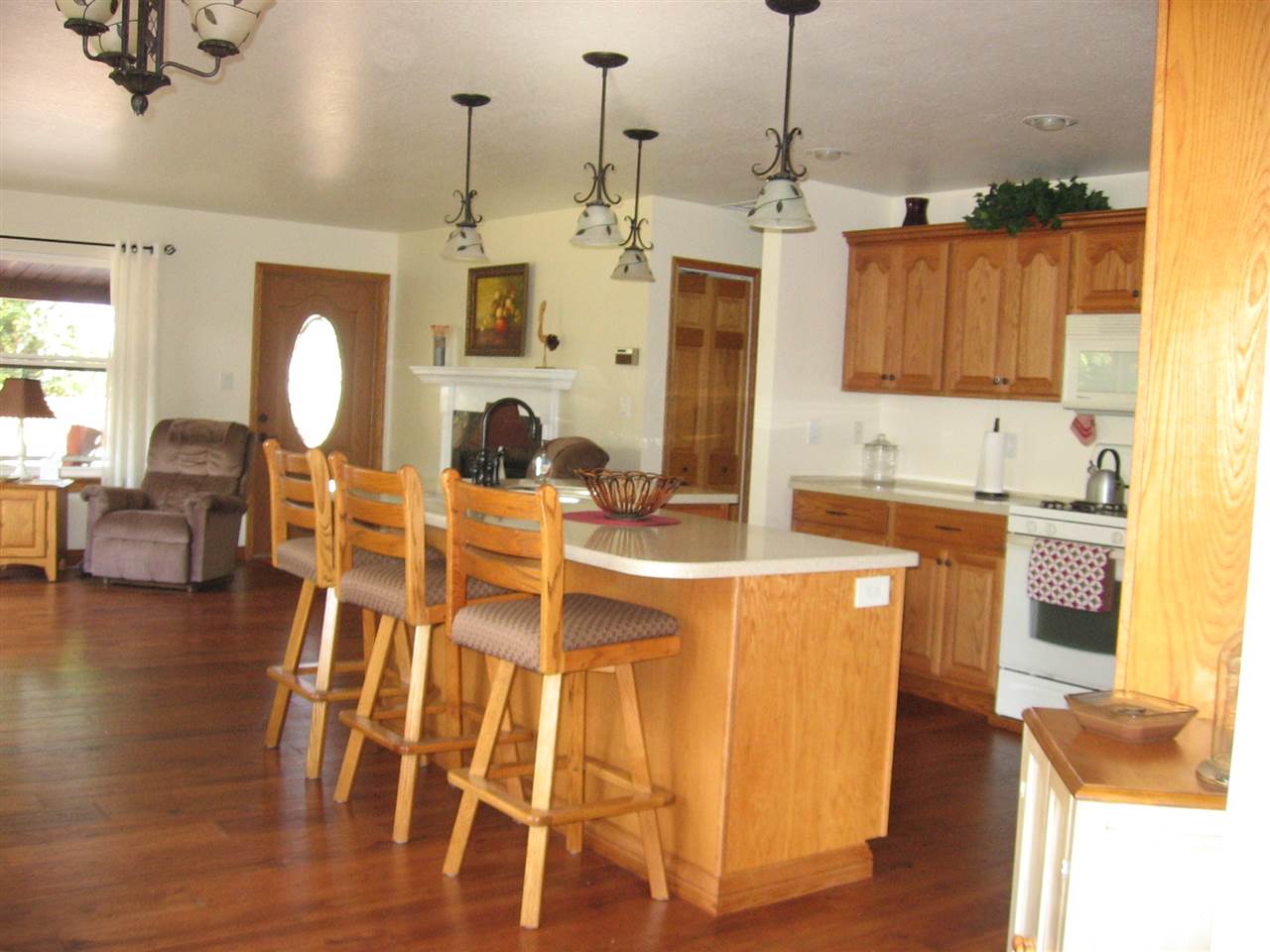 2468 Britt Road Hale, MI 48739 - Photo 13 of 59 1838834-12.JPG