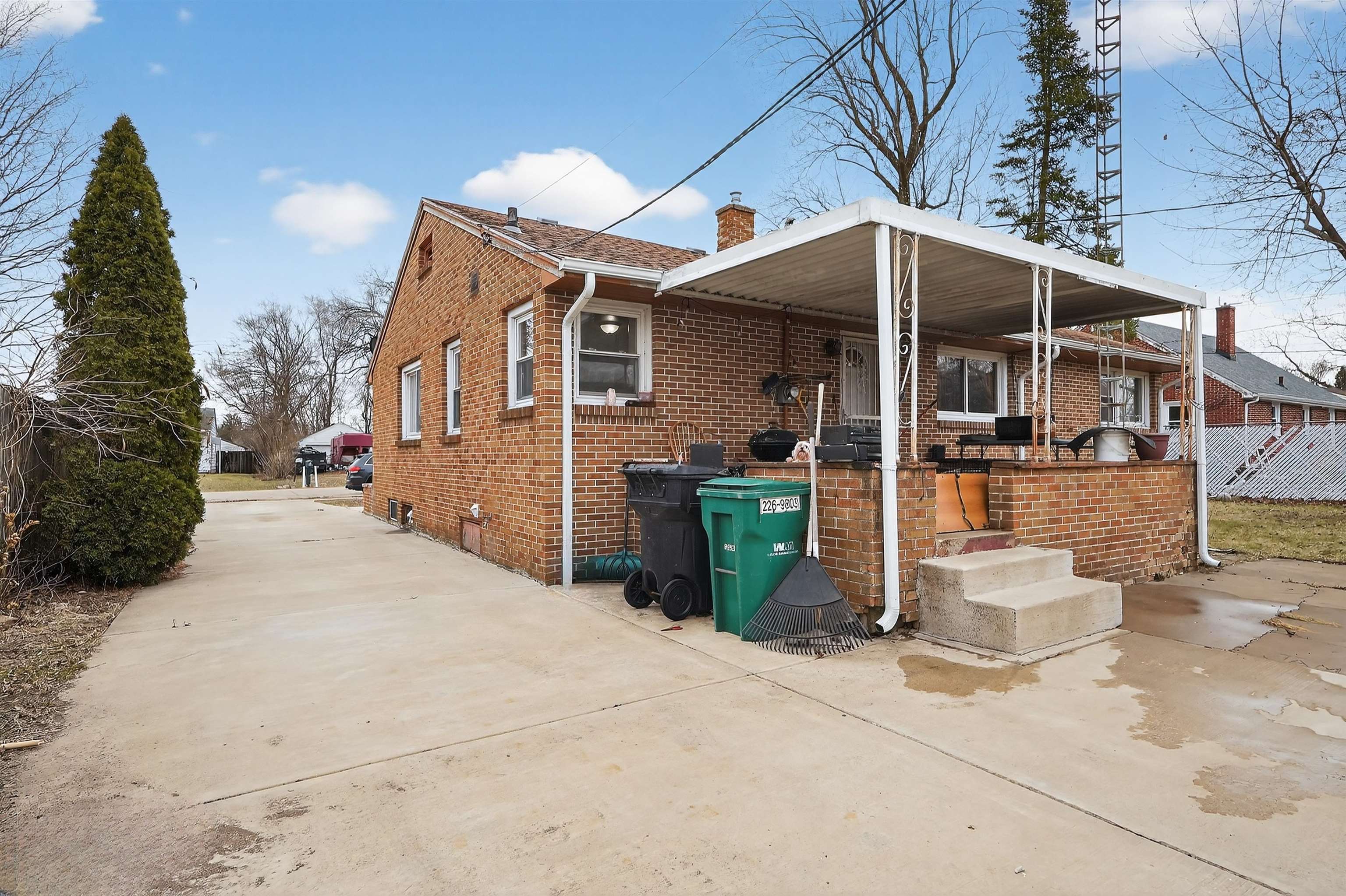 2020 Cottage Avenue Beloit, WI 53511 - Photo 3 of 13