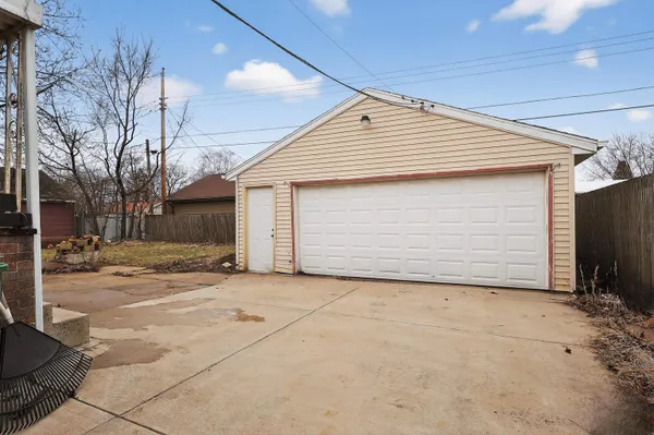 $195,000 | 2020 Cottage Avenue, Beloit, WI 53511