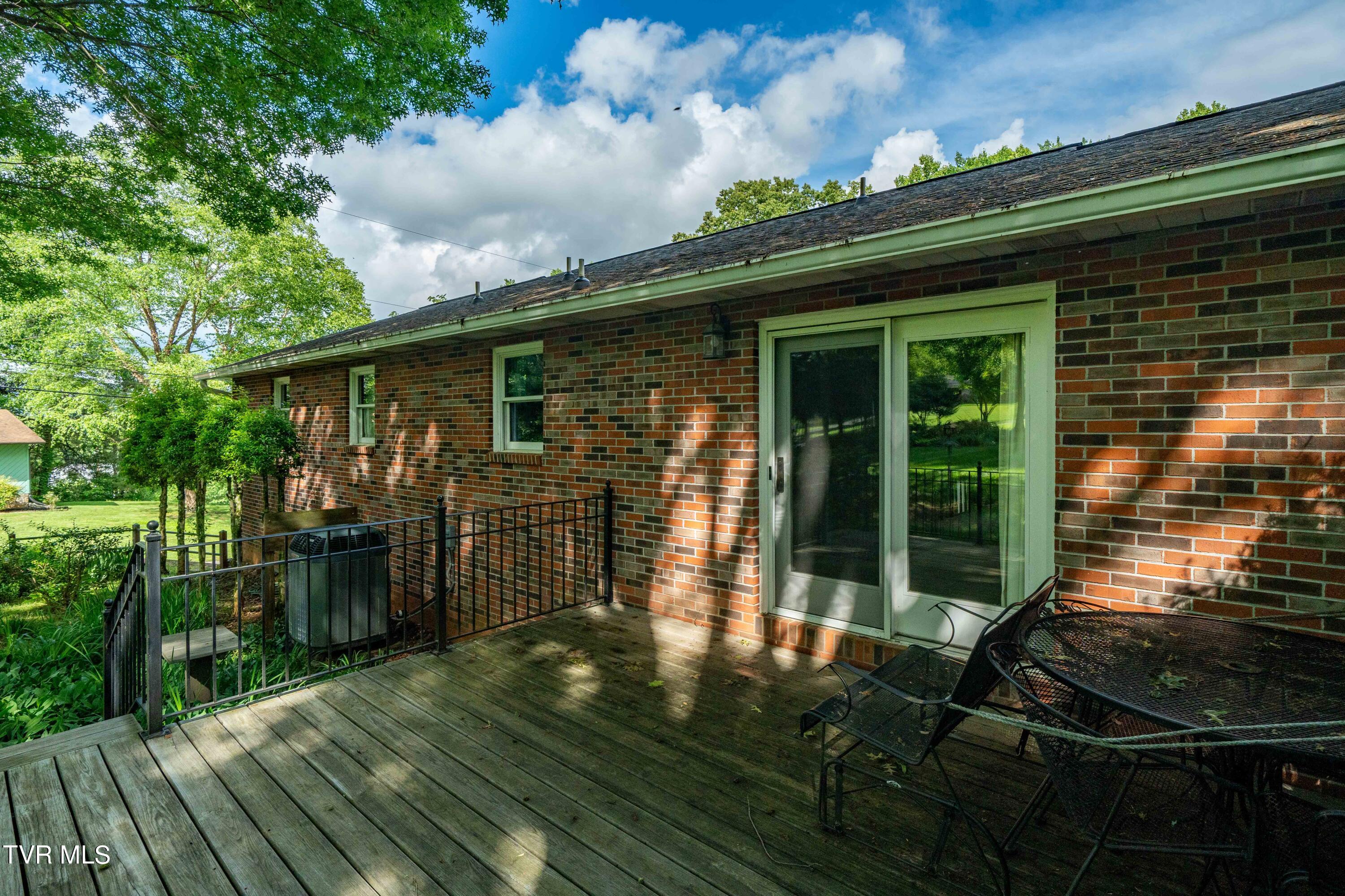 150 Heather Lane Johnson City, TN 37601 - Photo 43 of 82 150 Heather Ln (43 of 82)