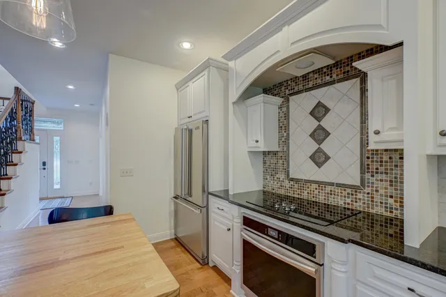 $685,000 | 3328 Anric Drive, Eau Claire, WI 54701