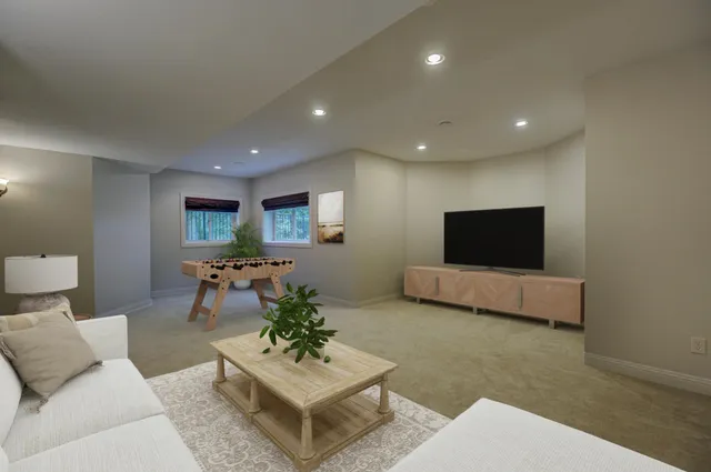 $685,000 | 3328 Anric Drive, Eau Claire, WI 54701