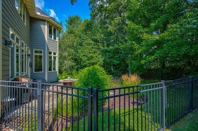 $685,000 | 3328 Anric Drive, Eau Claire, WI 54701