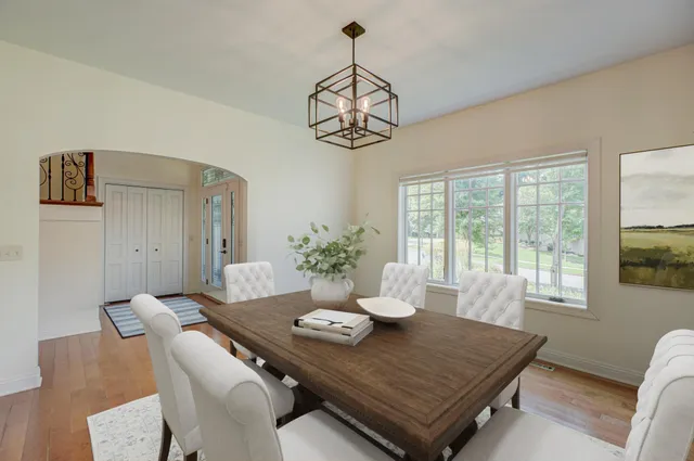 $685,000 | 3328 Anric Drive, Eau Claire, WI 54701