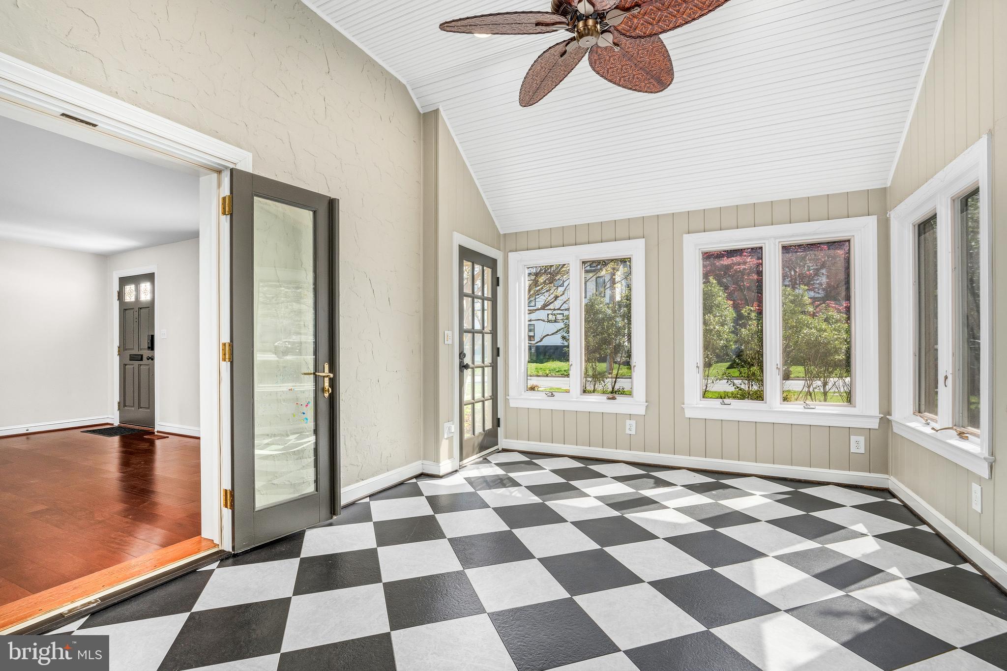 2238 Meridian Street Falls Church, VA 22046 - Photo 11 of 40 Family Room