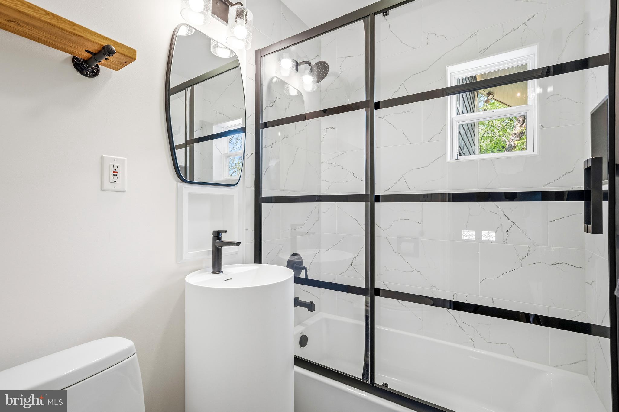 2238 Meridian Street Falls Church, VA 22046 - Photo 23 of 40 Hall Bath