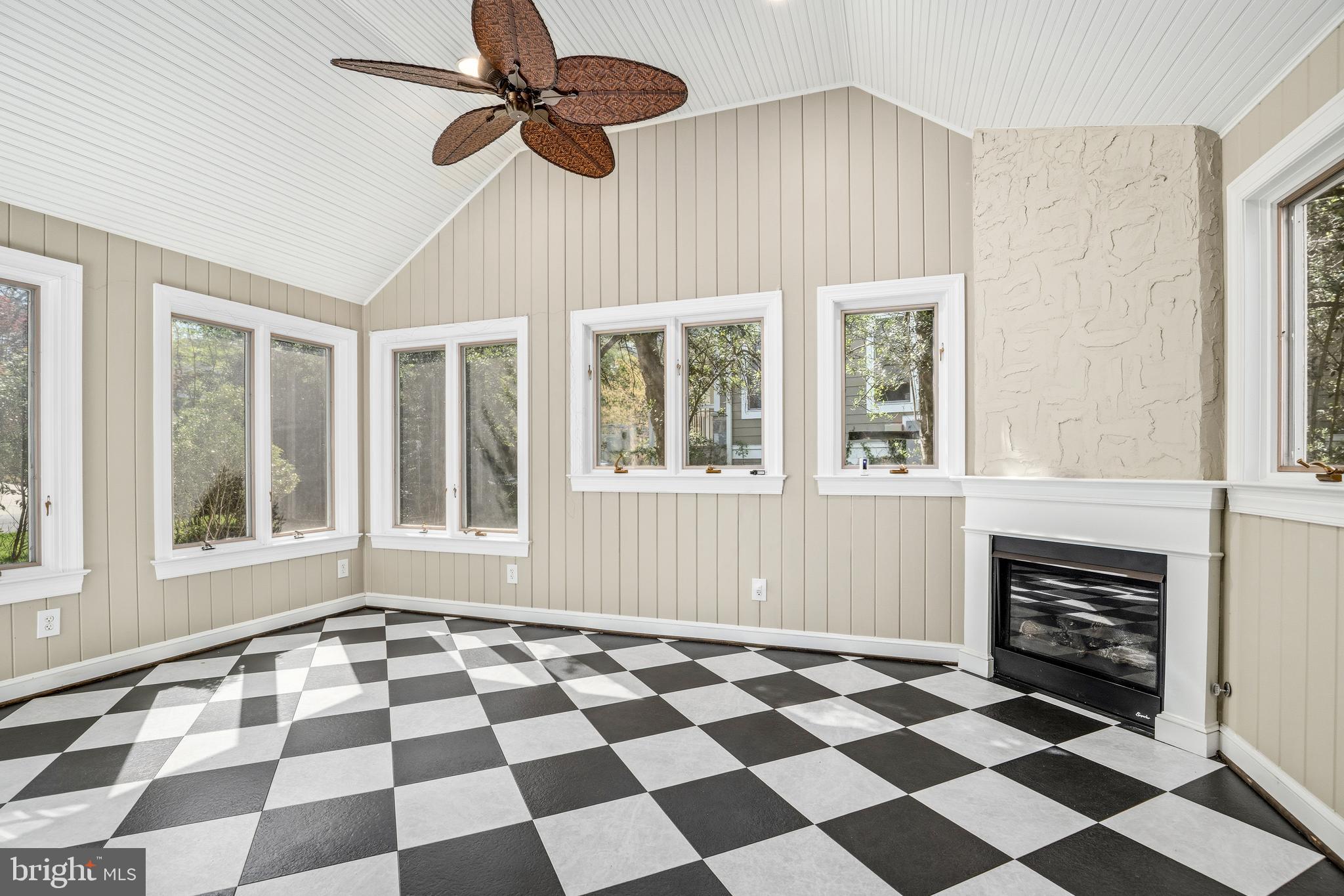 2238 Meridian Street Falls Church, VA 22046 - Photo 10 of 40 Family Room