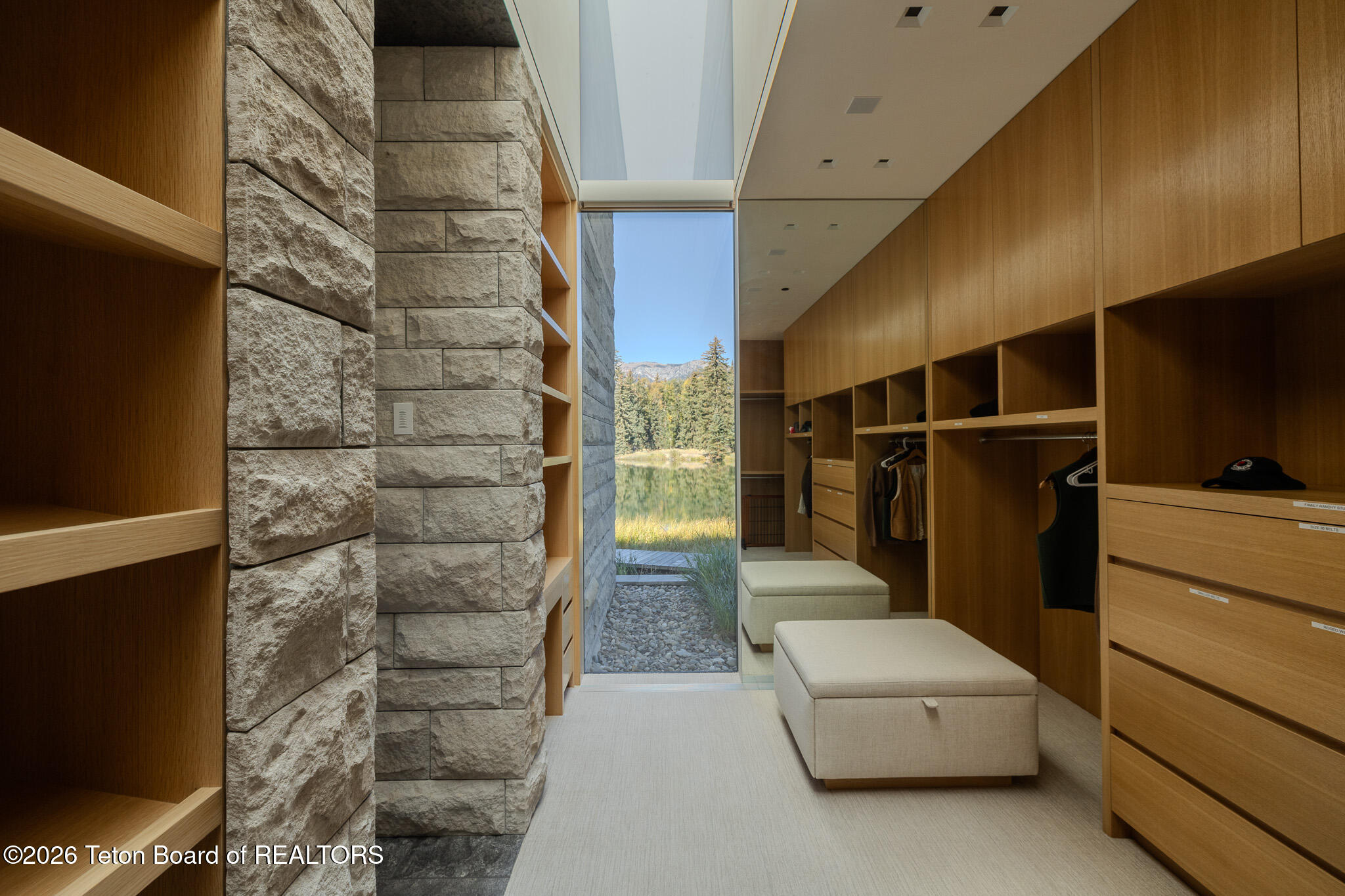 7020 North Bar B Bar River Road Jackson, WY 83001 - Photo 22 of 42 Primary Closet #1