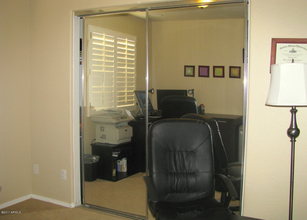 7335 West Payson Road Phoenix, AZ 85043 - Photo 17 of 24 Office-bedroom