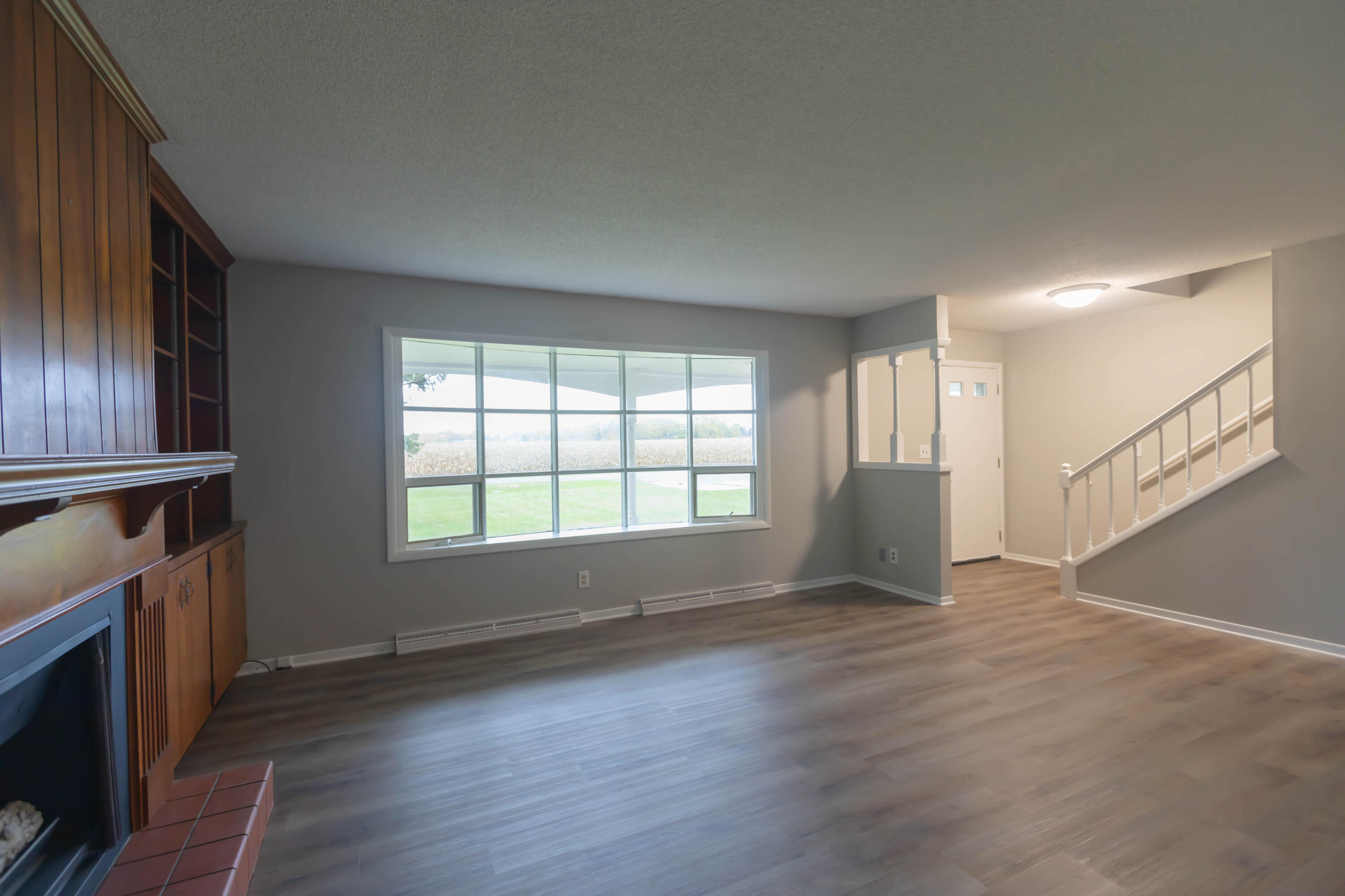 5630 Tilly Road St. Joseph, MI 49085 - Photo 13 of 16 04_living_room_2