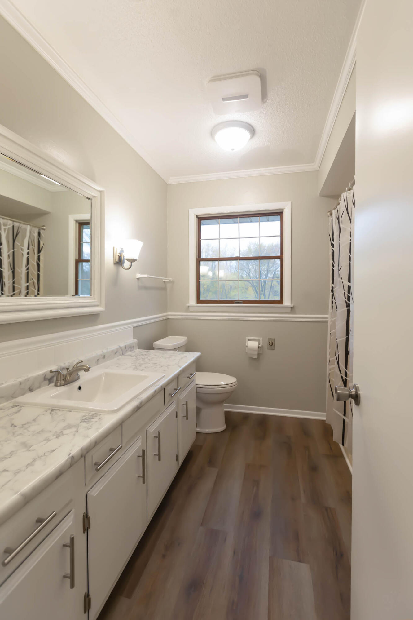 5630 Tilly Road St. Joseph, MI 49085 - Photo 14 of 16 14_upstairs_bathroom_1