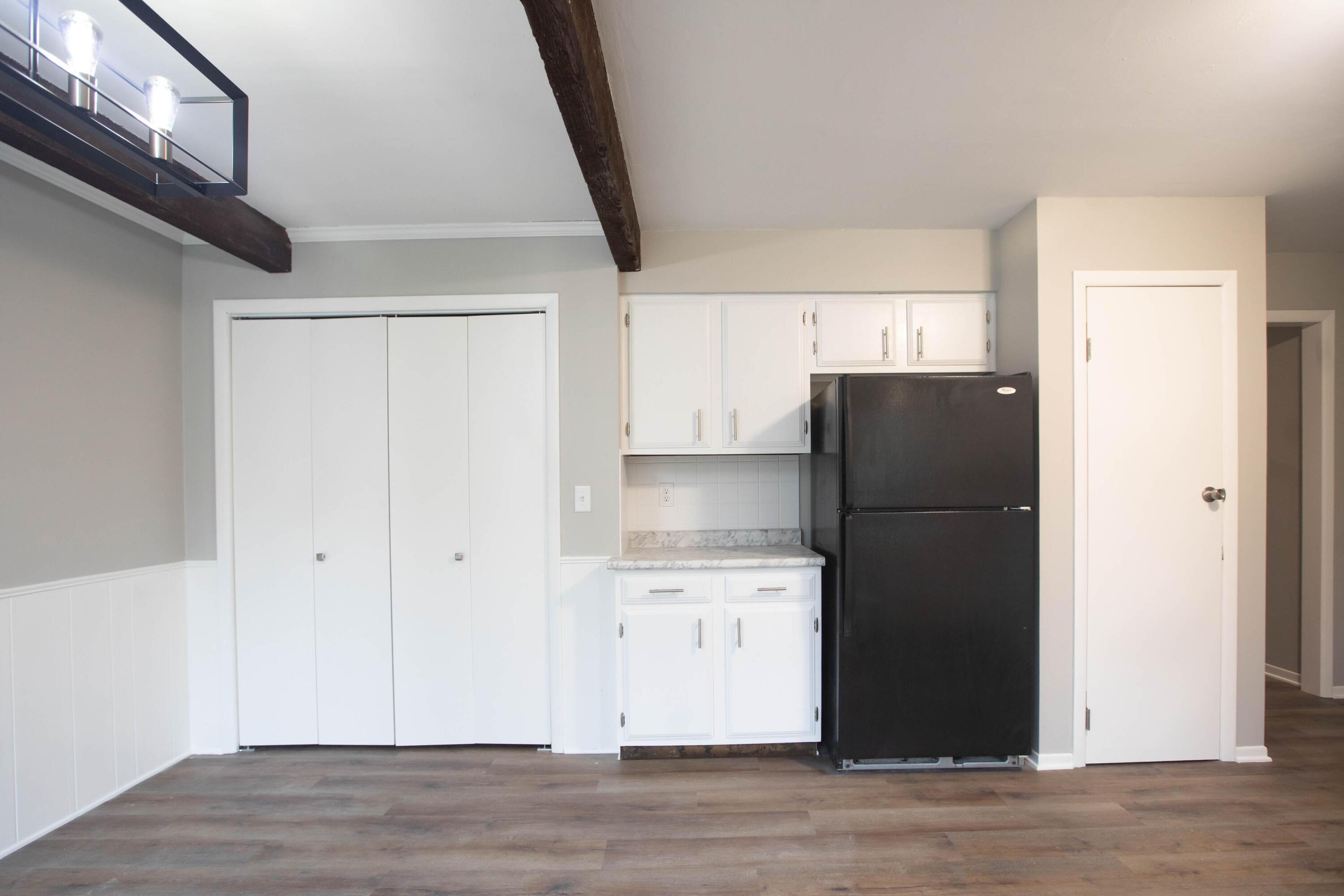 5630 Tilly Road St. Joseph, MI 49085 - Photo 2 of 16 09_kitchen_3