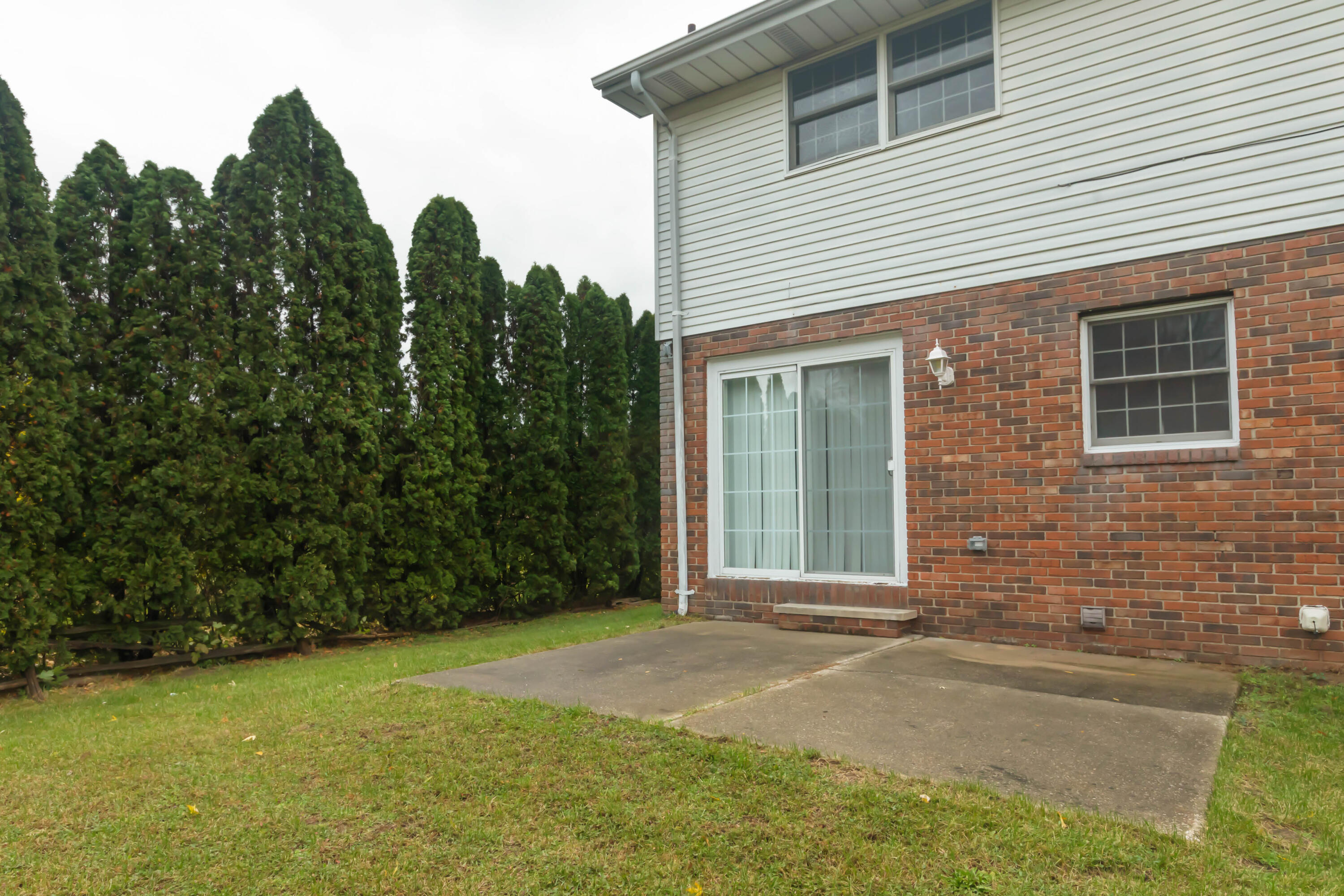 5630 Tilly Road St. Joseph, MI 49085 - Photo 10 of 16 17_backyard_2