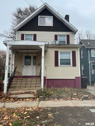 $39,900 | 319 West Columbia Terrace, Peoria, IL 61606