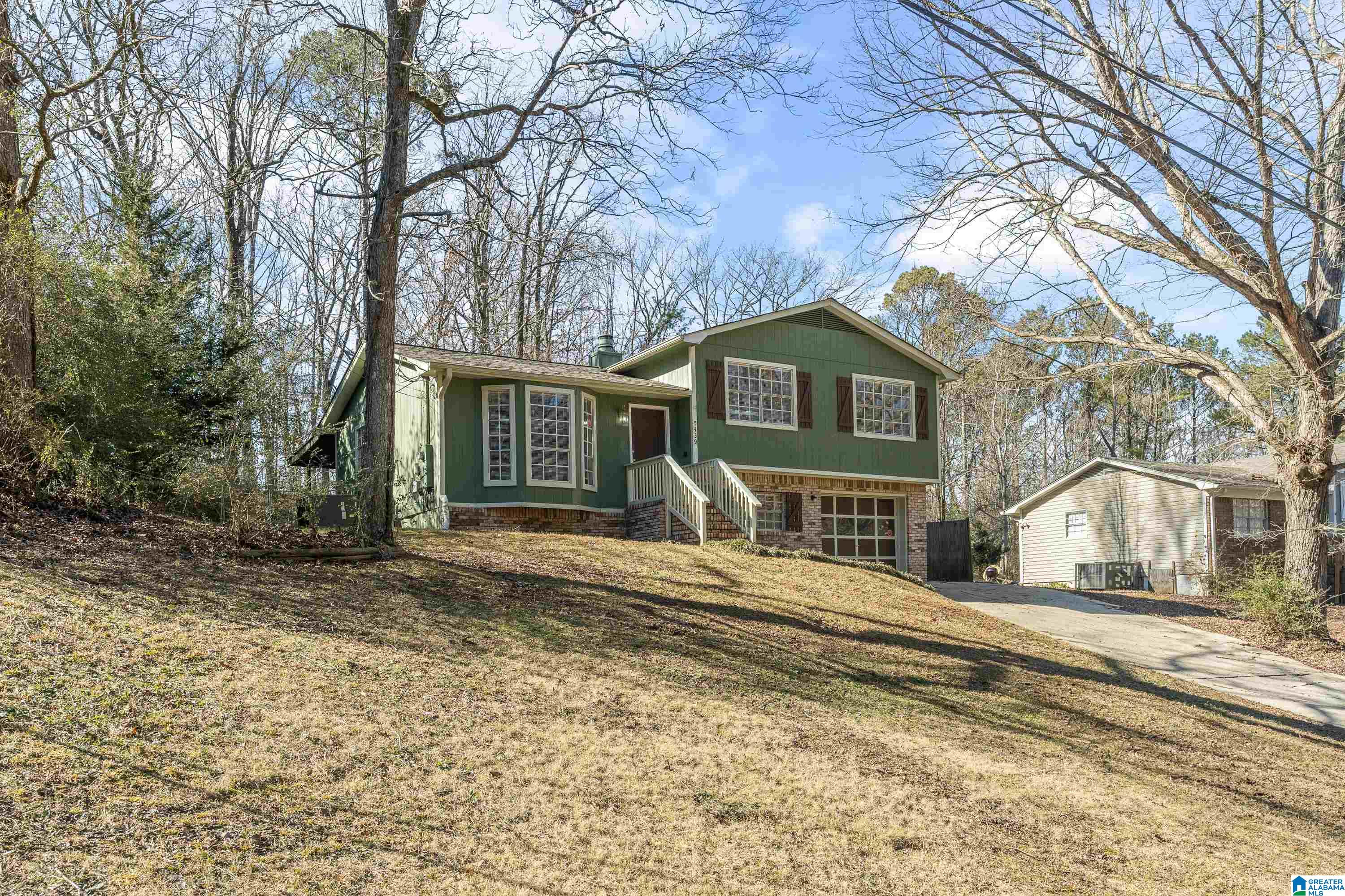 5439 Faucett Road Pinson, AL 35126 - Photo 2 of 28