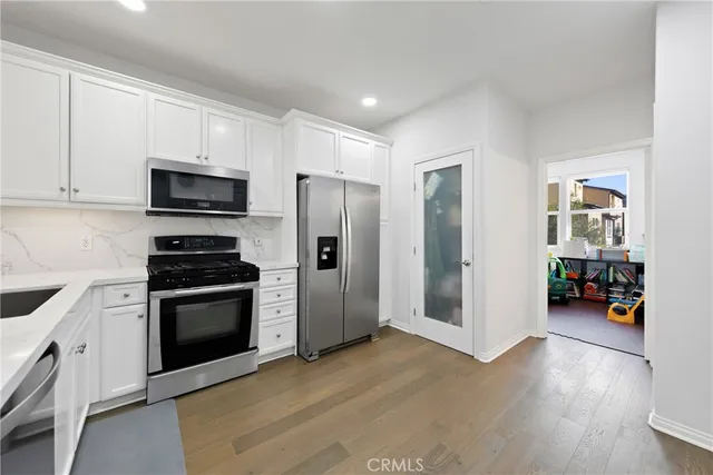 $998,000 | 8620 Belford Avenue, Unit 604, Westchester, CA 90045