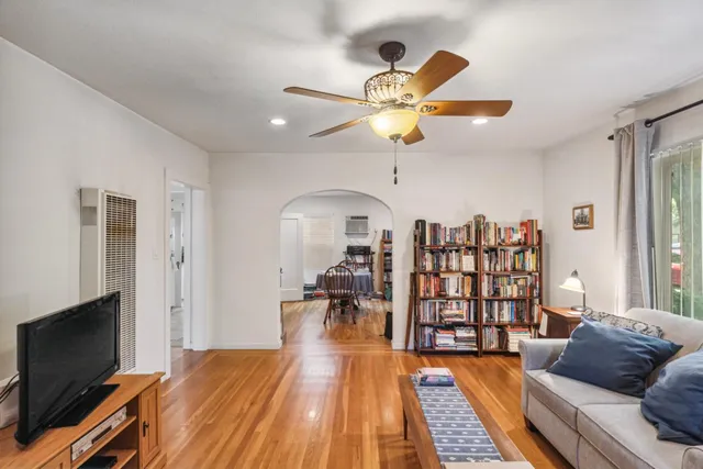 $2,195,000 | 2017 10th Street, Sacramento, CA 95818