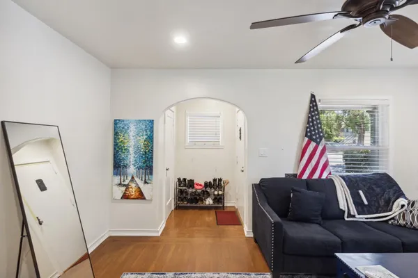 $2,195,000 | 2017 10th Street, Sacramento, CA 95818