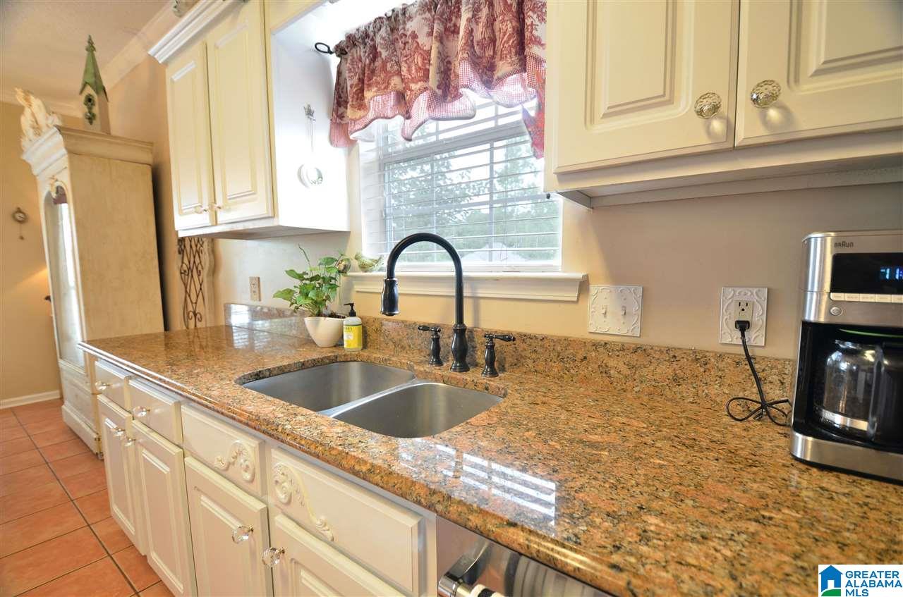 104 Hannah Circle Calera, AL 35040 - Photo 14 of 29