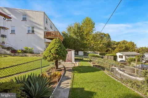 $325,000 | 218 Bullock Avenue, West Conshohocken, PA 19428