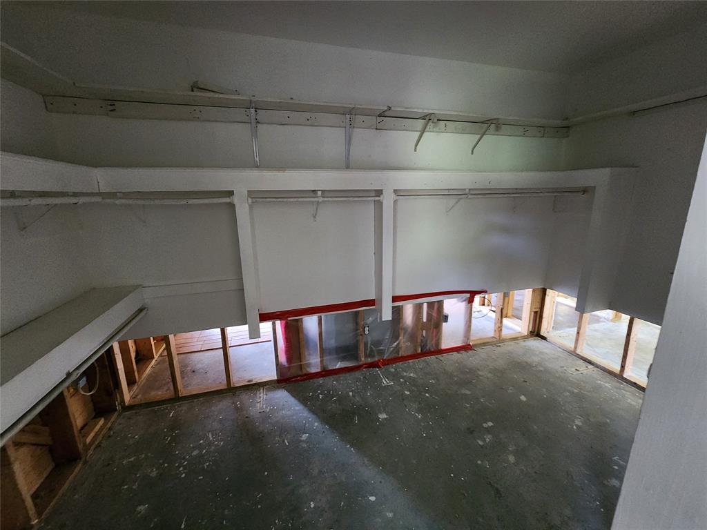 17555 County Road 330 Terrell, TX 75161 - Photo 16 of 32 a view of entryway