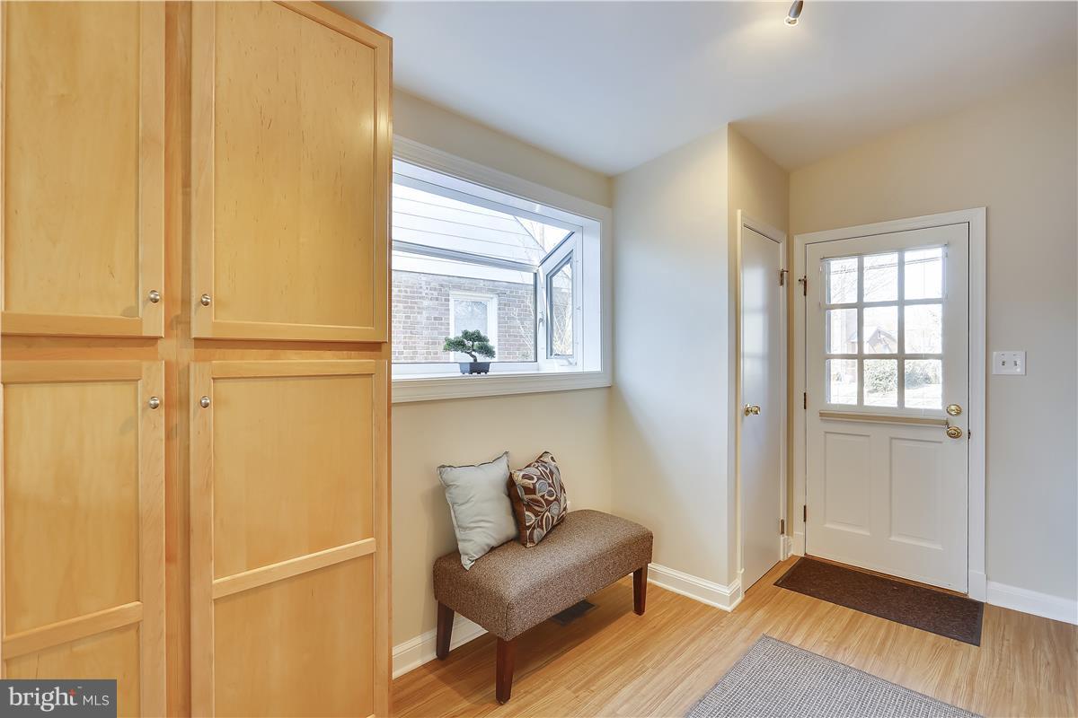 1812 Brisbane Street Silver Spring, MD 20902 - Photo 2 of 30 Entry Way