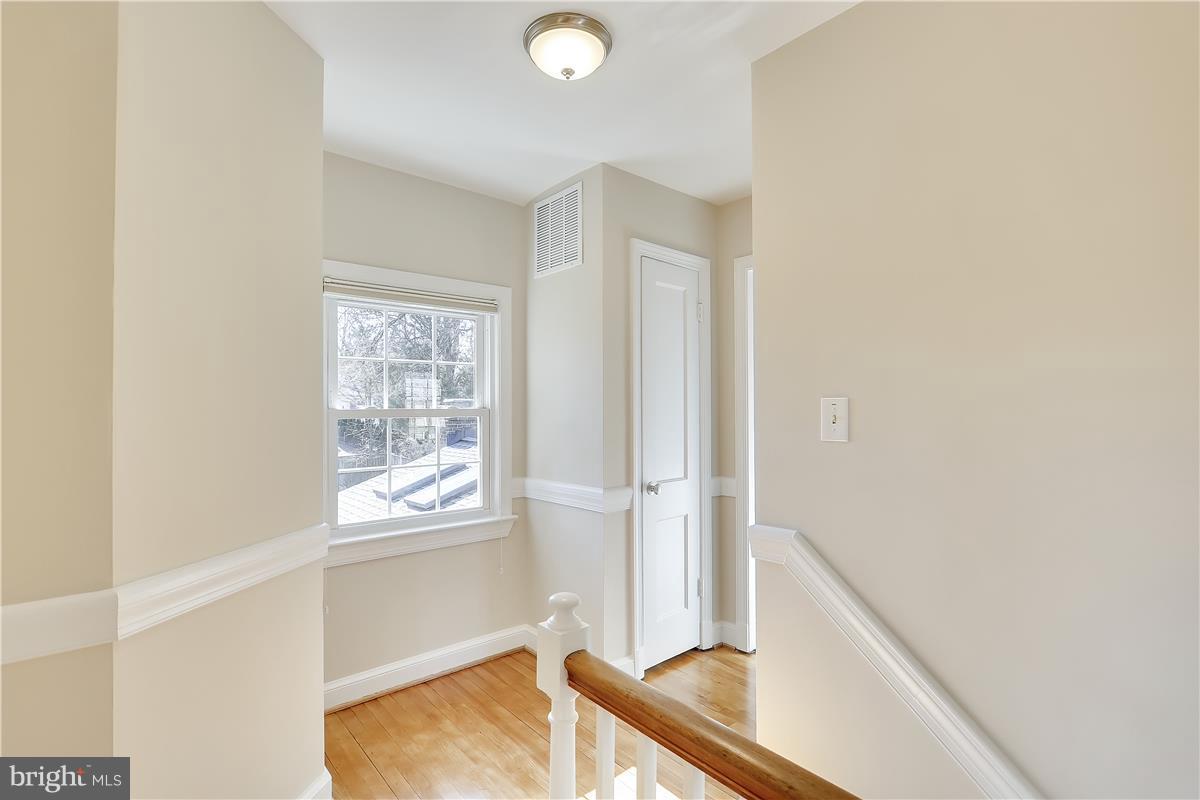 1812 Brisbane Street Silver Spring, MD 20902 - Photo 13 of 30 Upper Level Hall