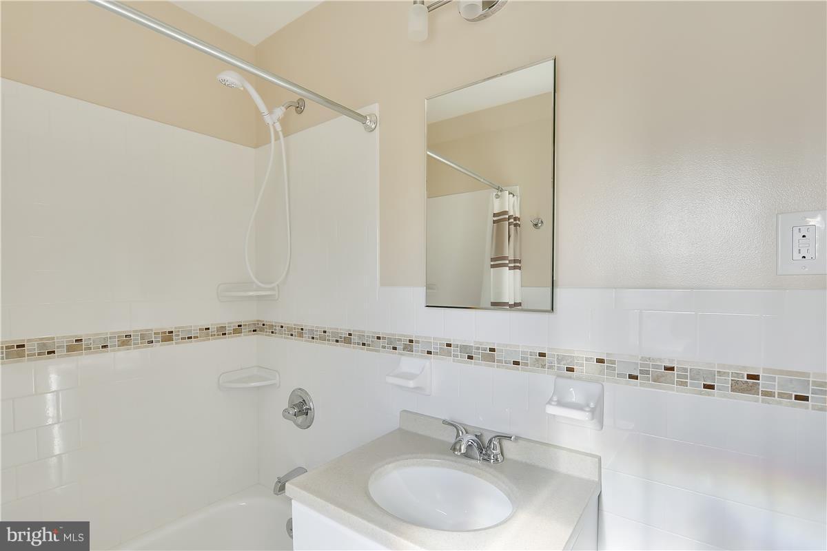 1812 Brisbane Street Silver Spring, MD 20902 - Photo 14 of 30 Upper Level Bathroom